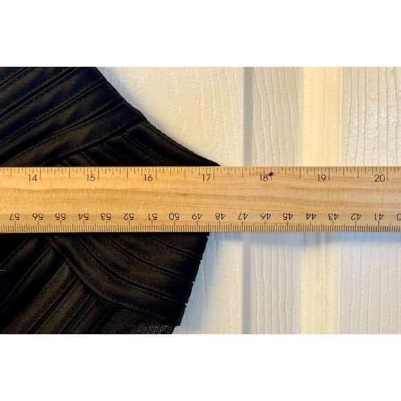 NWOT Gorgeous JS Collections Weave Front Sheer Black Evening Midi Gown Size 8US - Picture 9 of 10